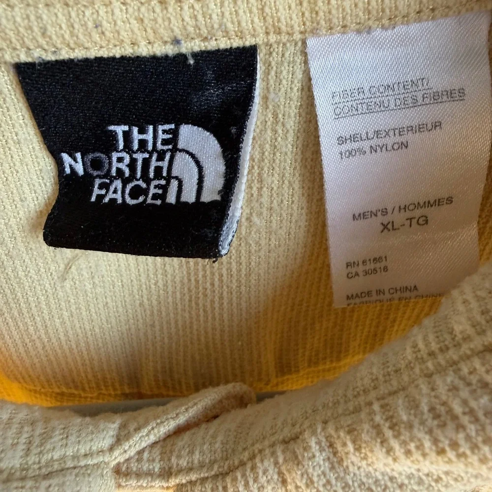 The North Face Shirt Men's XL Yellow Textured Button Up‎ Short Sleeve Hiking